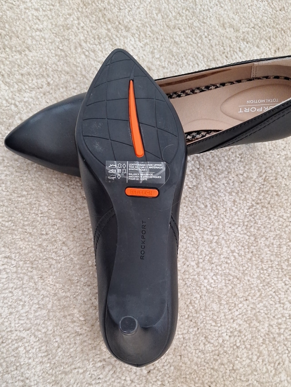 Rockport Black Leather Pointed-Toe Pumps NIB 9.5M - Picture 3 of 4